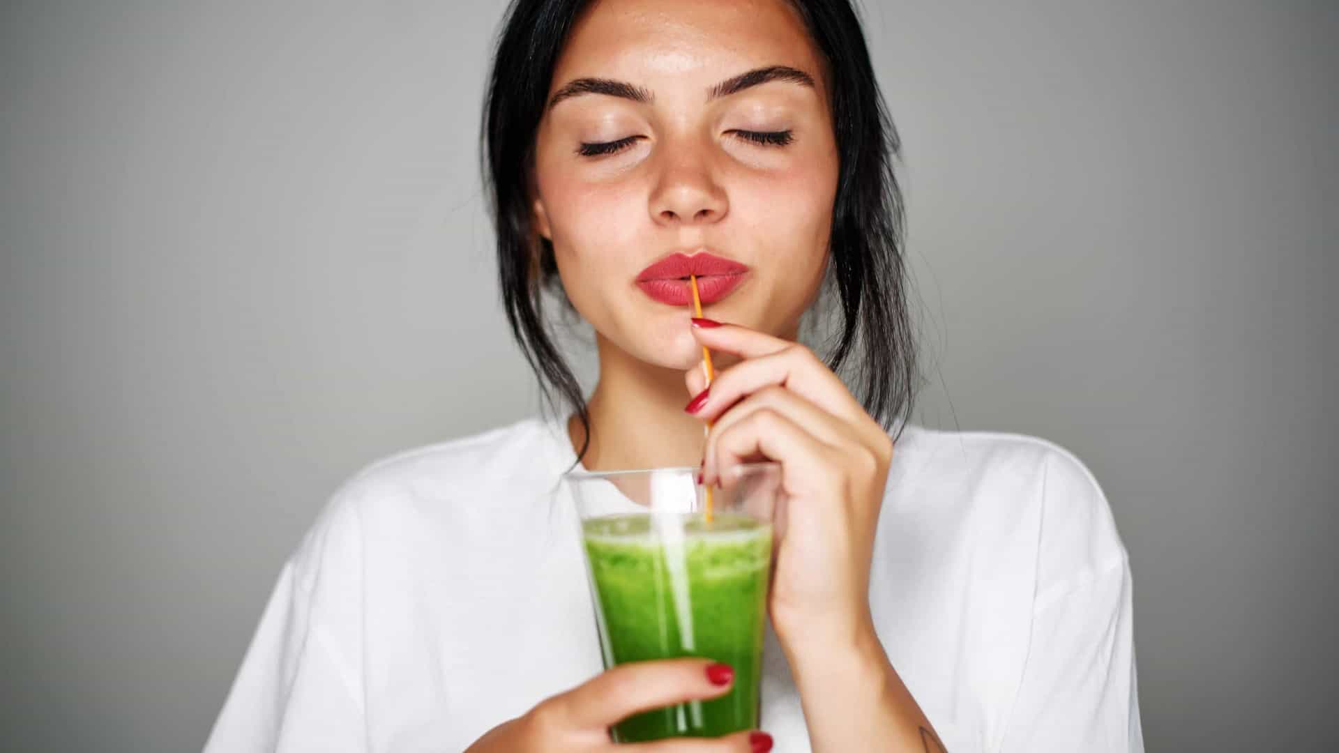 Detox pós-Natal: É hora de beber um suco verde